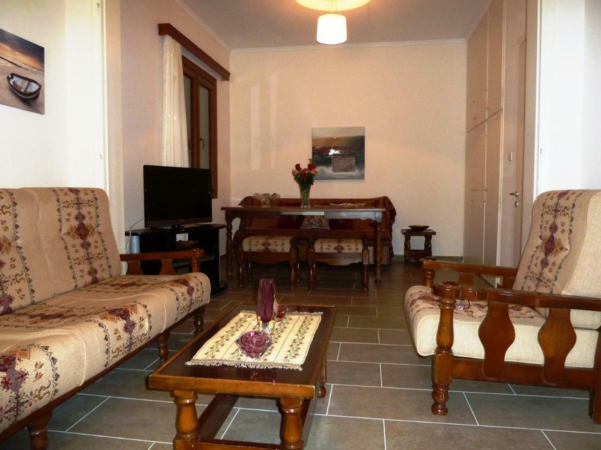 Seaside Residence In Nafpaktos Extérieur photo