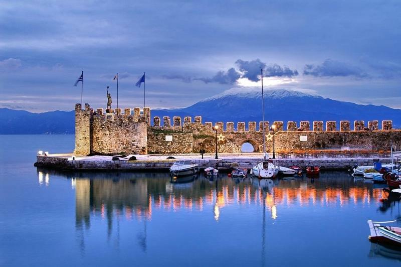 Seaside Residence In Nafpaktos Extérieur photo