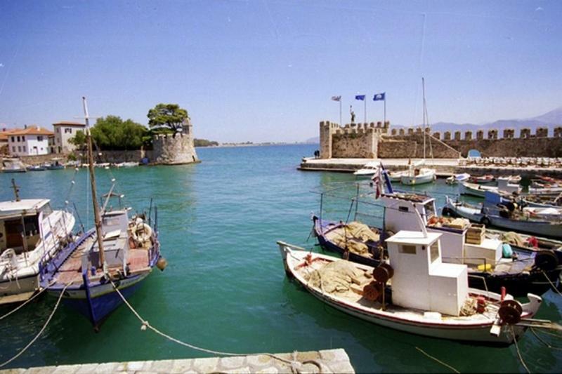 Seaside Residence In Nafpaktos Extérieur photo